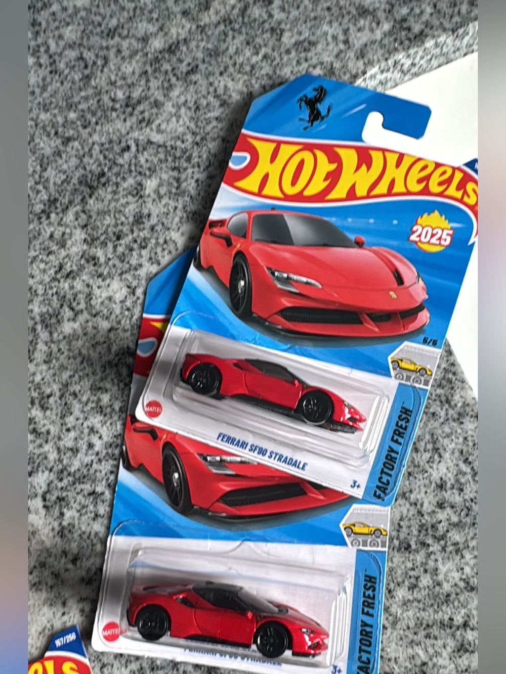 Hot Wheels Ferrari SF90 Stradale Red bundle